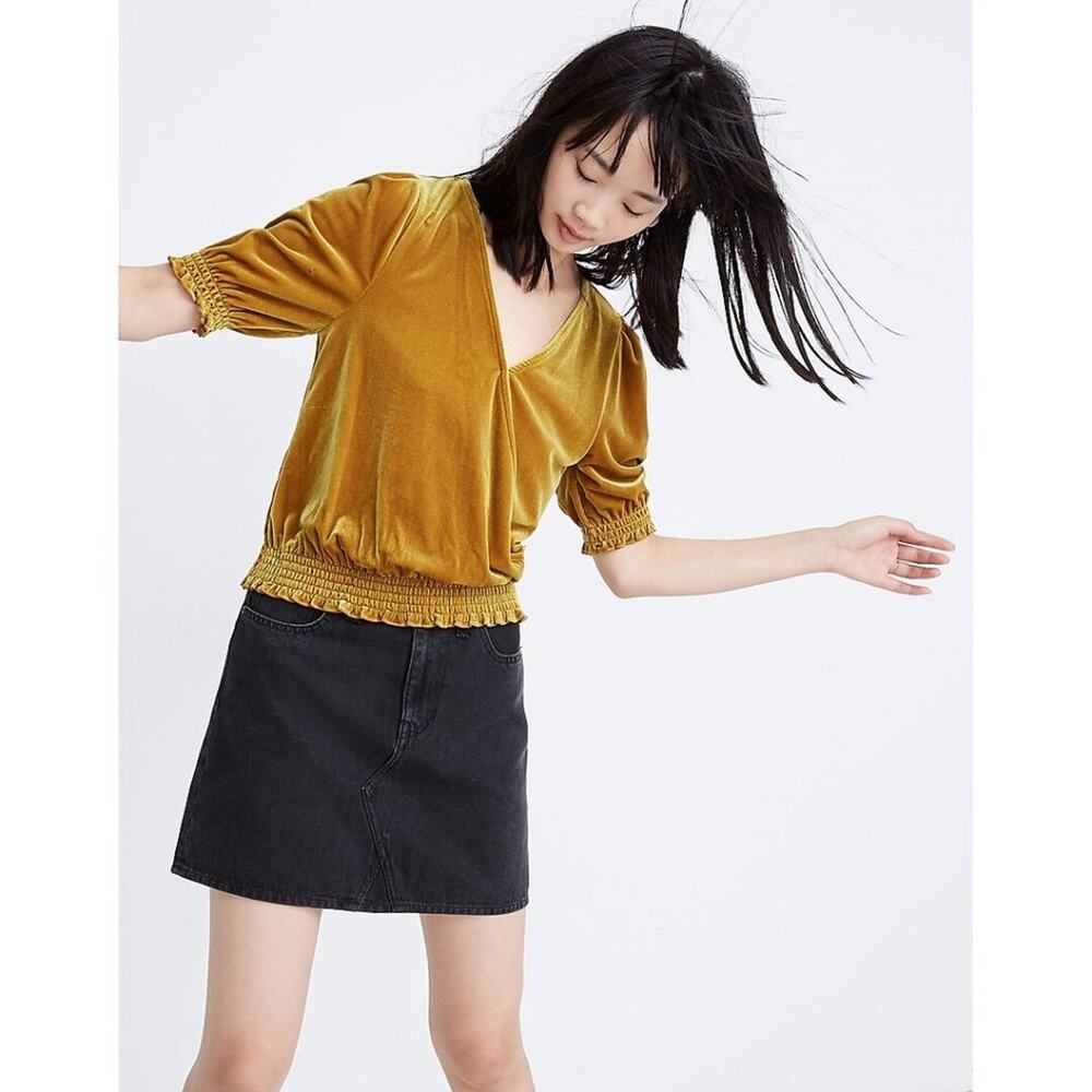 Madewell Velvet Smocked Crossover Short Sleeve Gold Top Medium